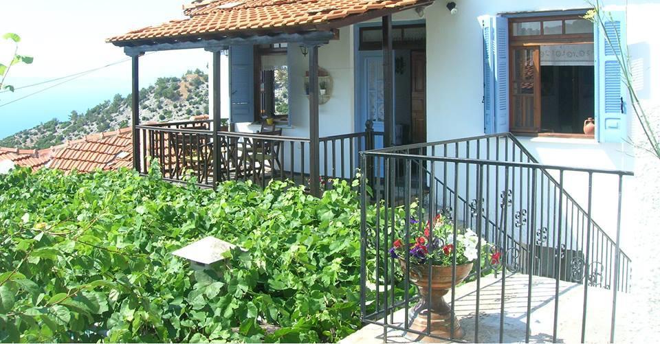 Athina'S House Guest House Skala Sotiros Exterior foto